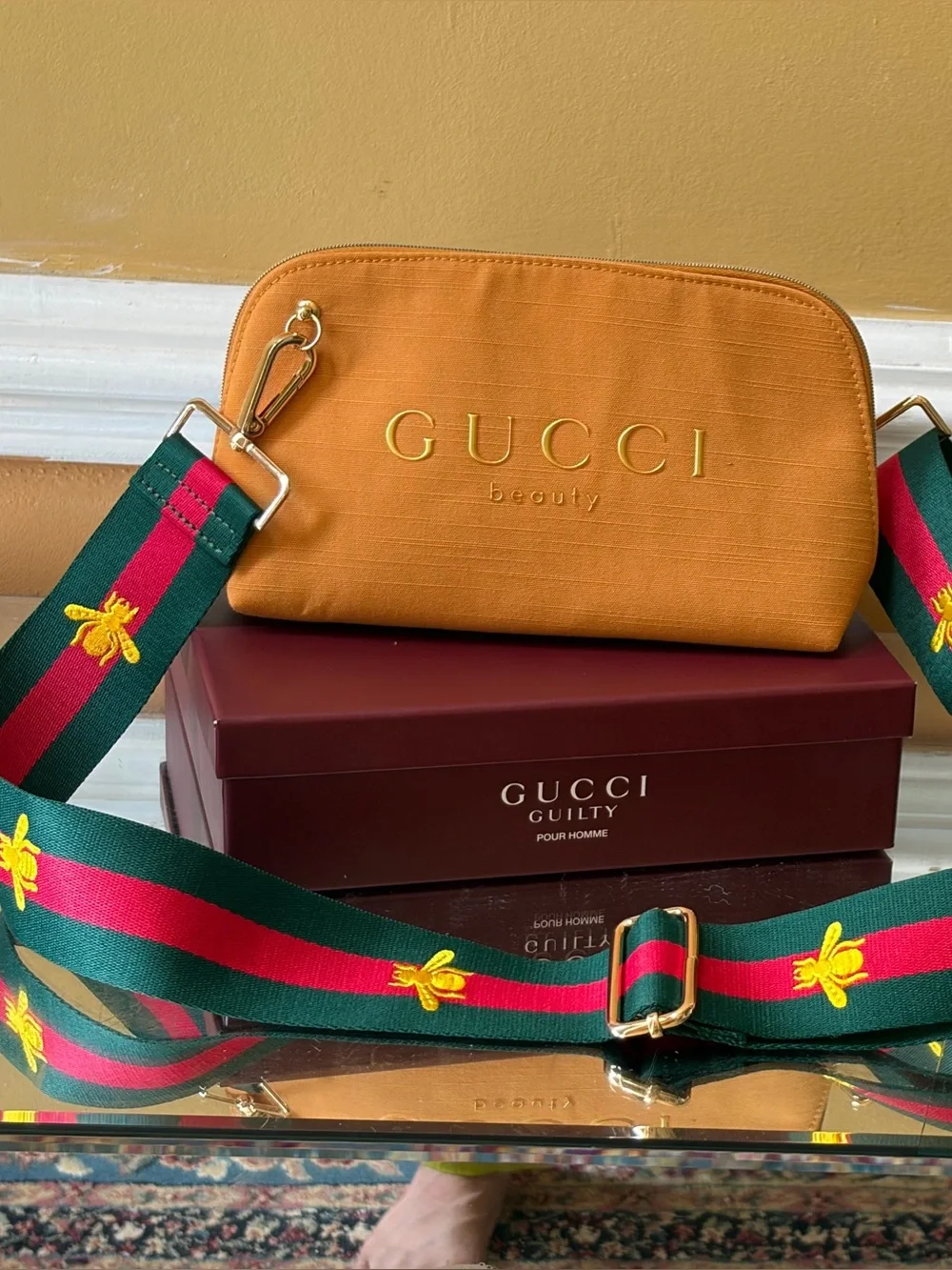 Gucci beauty pouch